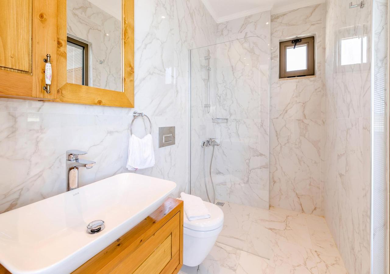 Villa 3 Sleeps 4 Isolated Honeymoon-Villa Lale Uzumlu  Buitenkant foto